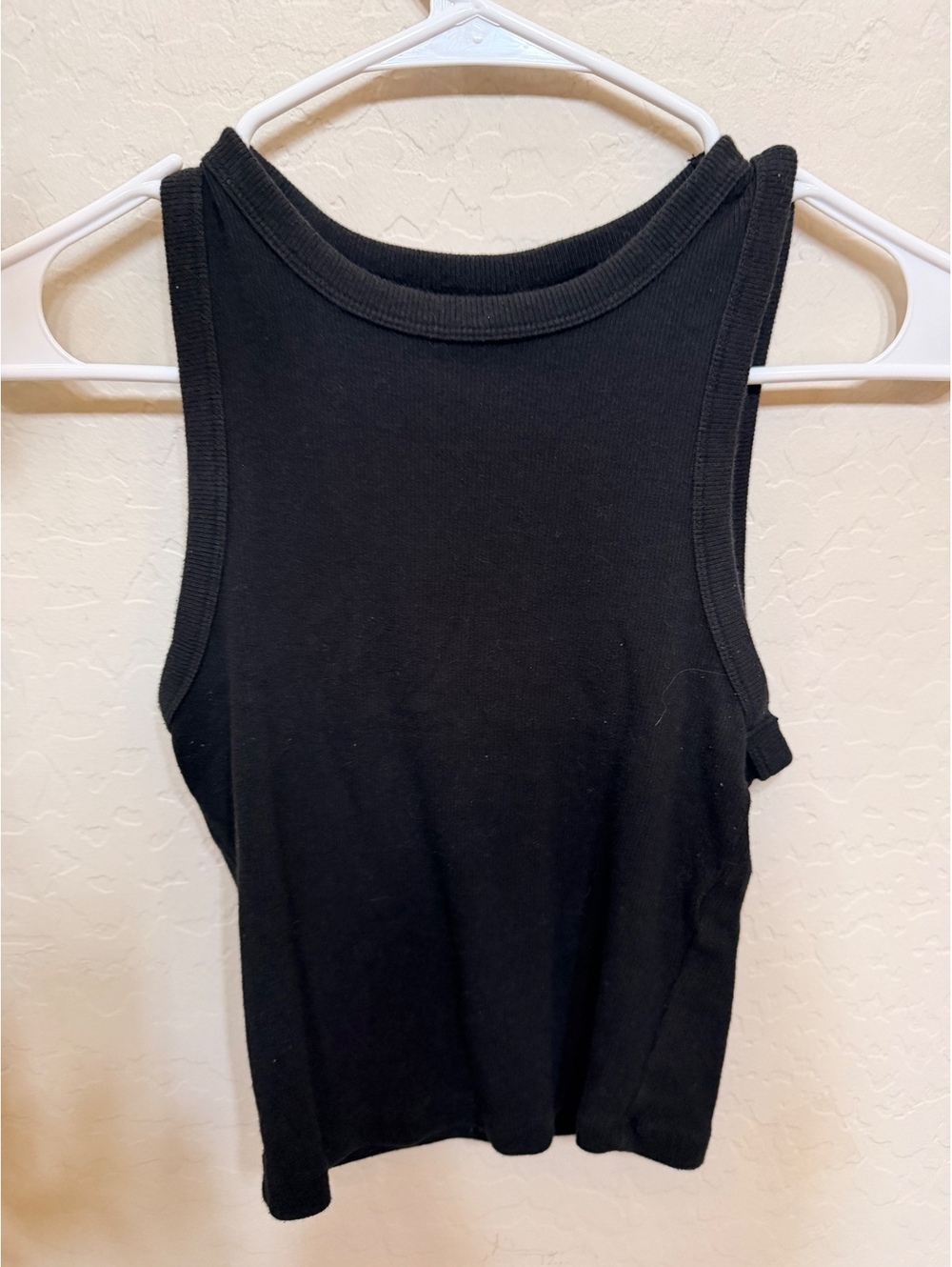 Gilly hicks black tank top